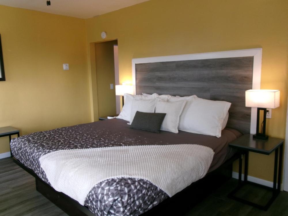 Carmel Wayfarer Inn Image 18