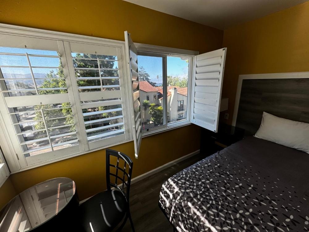 Carmel Wayfarer Inn Image 31