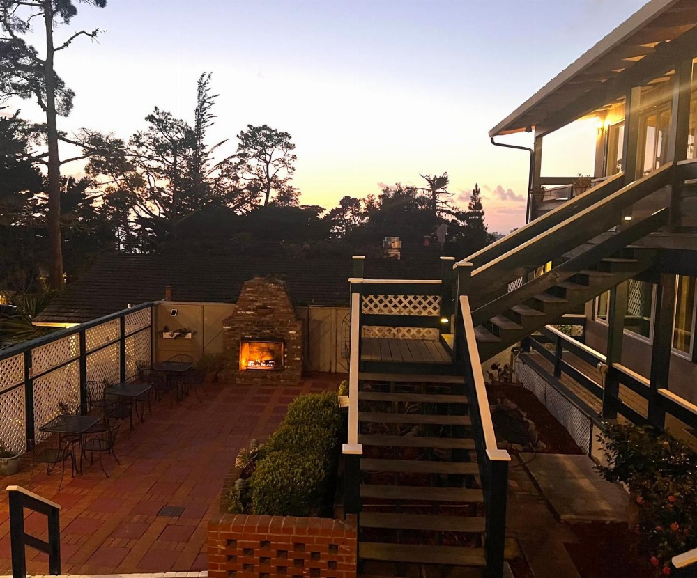 Carmel Wayfarer Inn